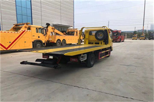 北海非事故拖车