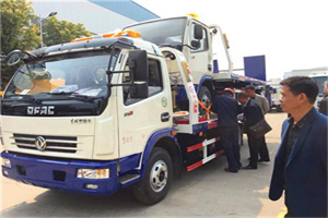 北海汽车道路救援拖车价格